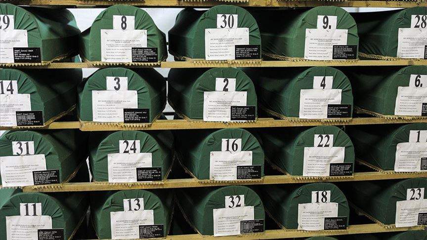 Visoko: Tabuti sa posmrtnim ostacima srebreničkih žrtava spremni dženazu u Potočarima